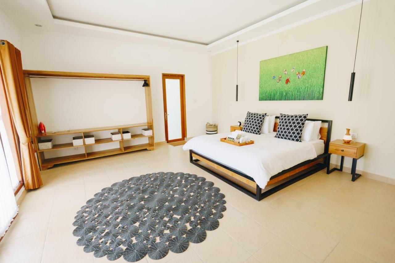 Villa Orked 3 With Family Room Seminyak Eksteriør billede