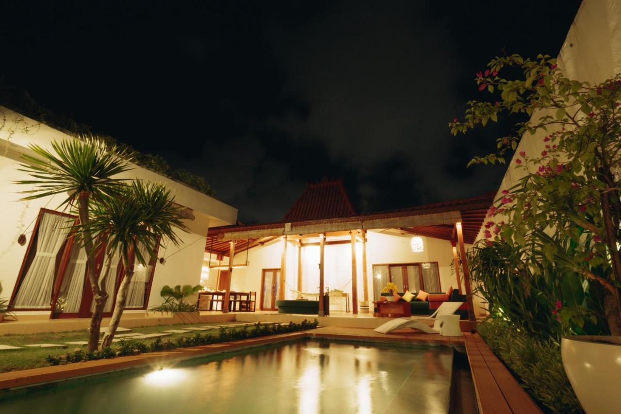 Villa Orked 3 With Family Room Seminyak Eksteriør billede