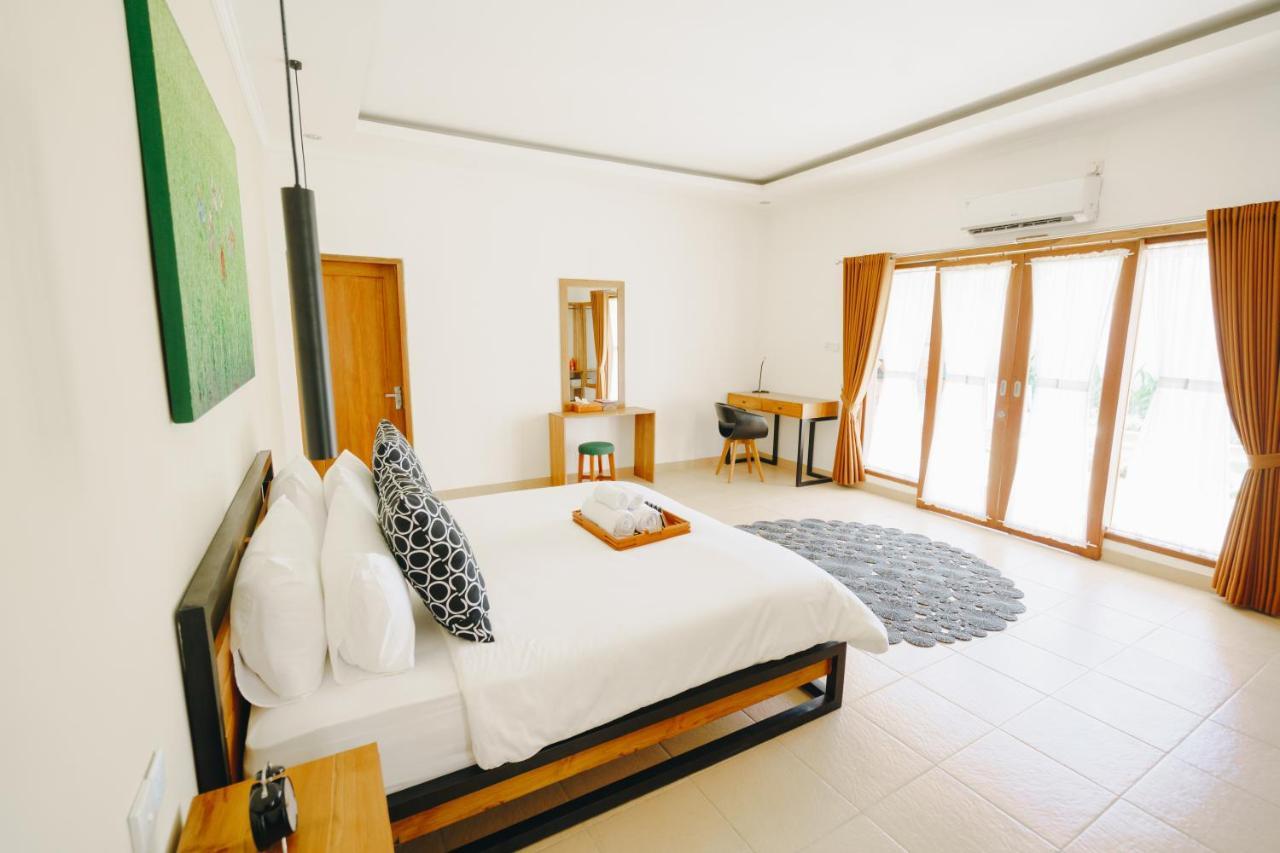 Villa Orked 3 With Family Room Seminyak Eksteriør billede