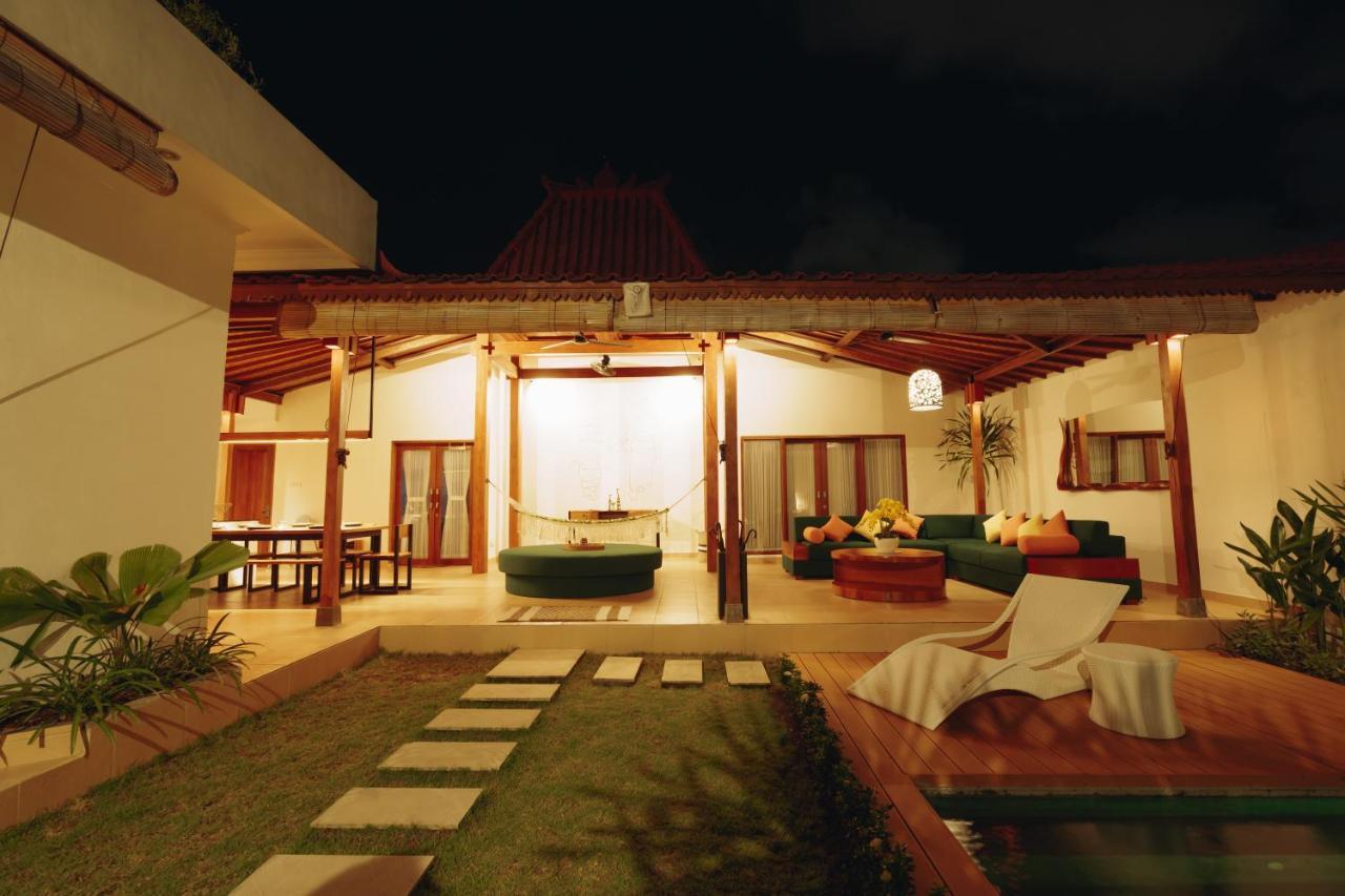 Villa Orked 3 With Family Room Seminyak Eksteriør billede
